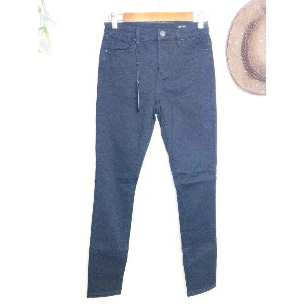 BLANK NYC Crybaby Blue Jeans Size 26‎ NWT Preppy Quiet Luxury